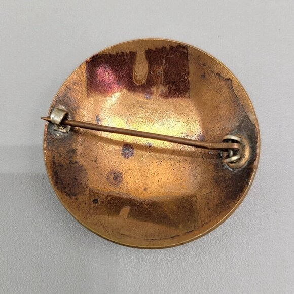 Antique Champleve Brooch Asian Geisha Enamel Copper Round Metal C Clasp - Picture 3 of 4